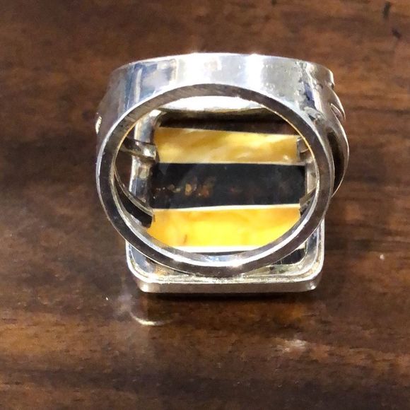 ARTISAN Sterling Silver Striped Bezel Set Maple & Honey Colored Amber Ring Sz 7 - Picture 5 of 10